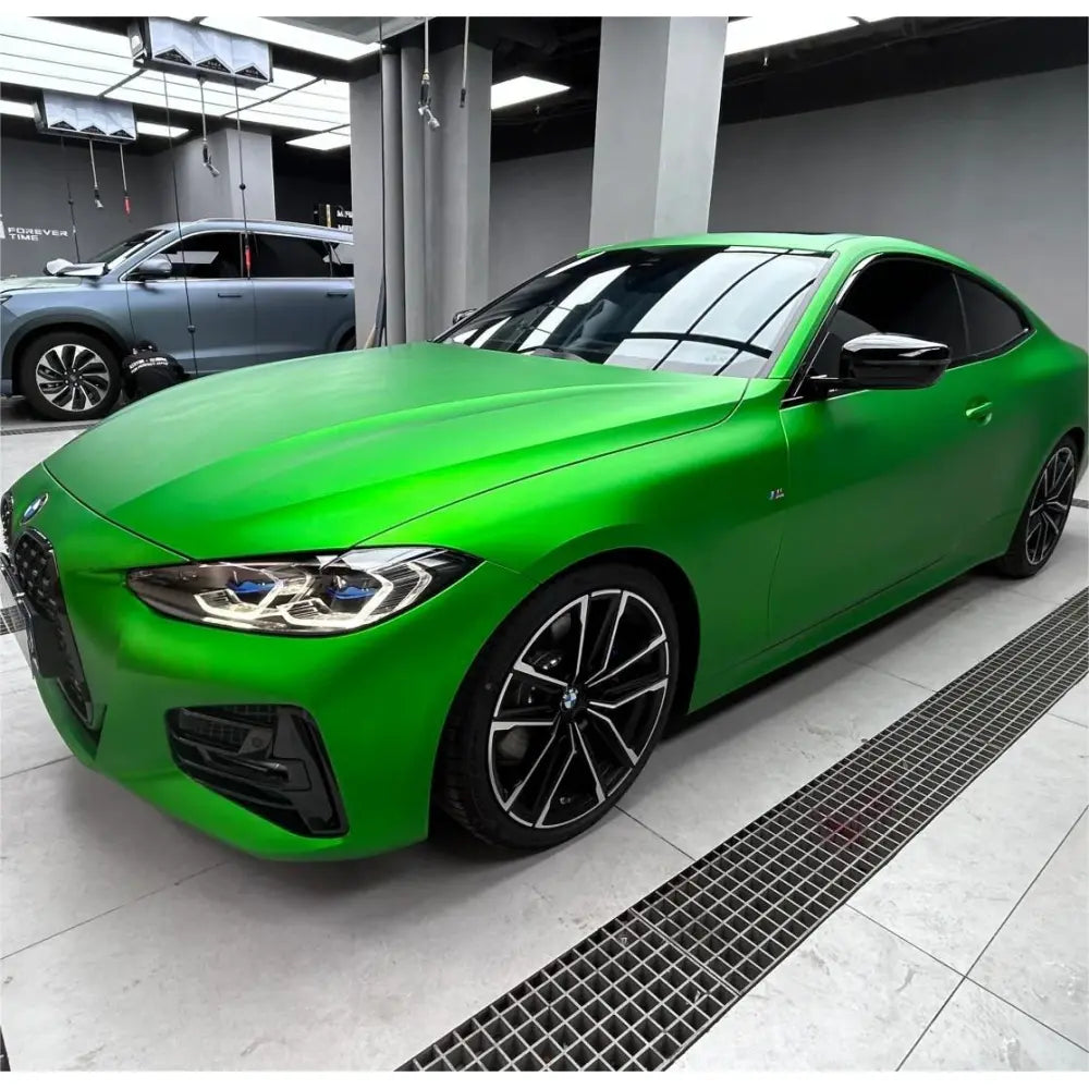 Matte Metallic Chrome Green Car Vinyl Wrap - Los Santos Customs